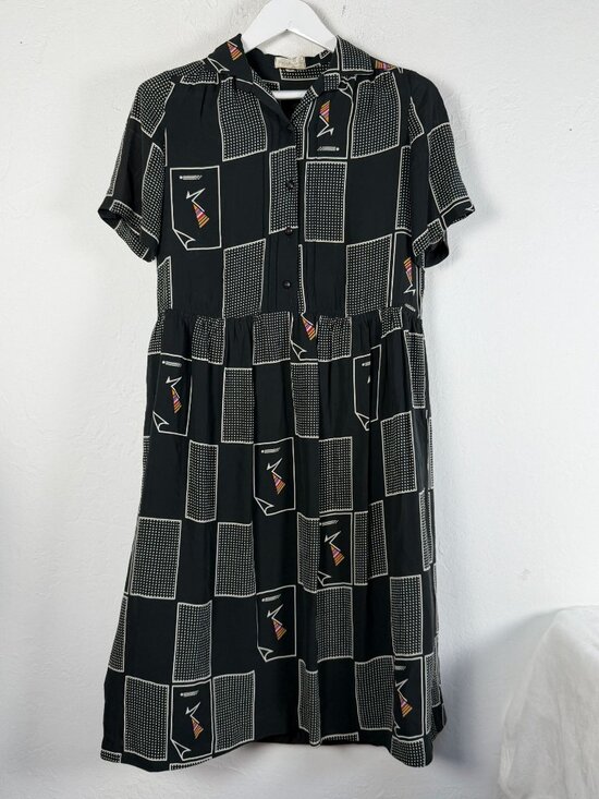 La Beauté Dresses & Skirts - Vintage La Beauté France Black White Geometric Office Novelty Print Shirt Sz 11